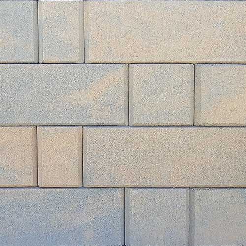 Stonegate Contemporary Retaining Wall color: Sky Ranch